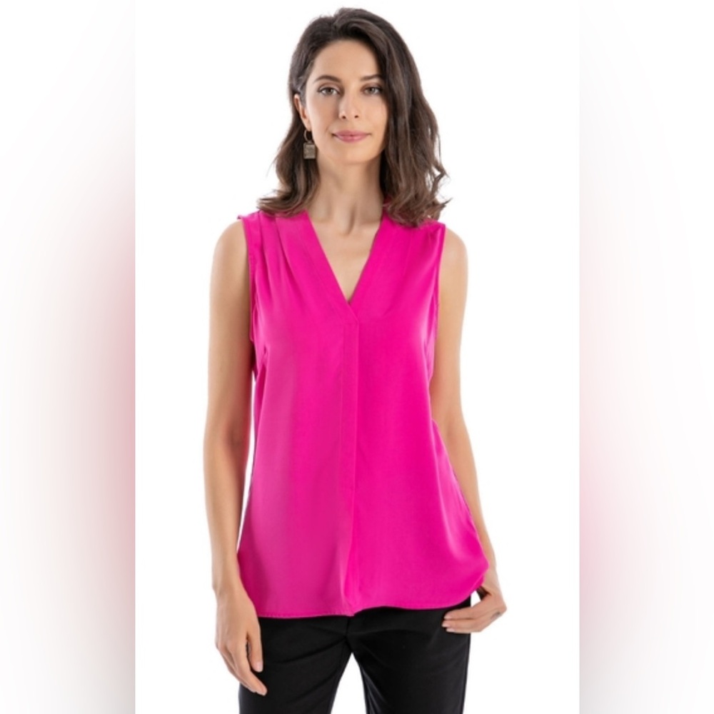 CHAUS New York Sleeveless V-Neck Blouse – Hot Pink (Size S)